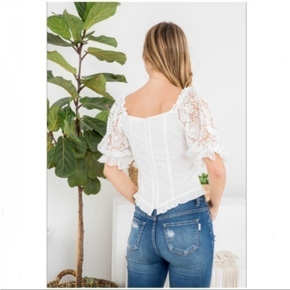 Lace up Lace sleeved blouse - Picture 4 of 5
